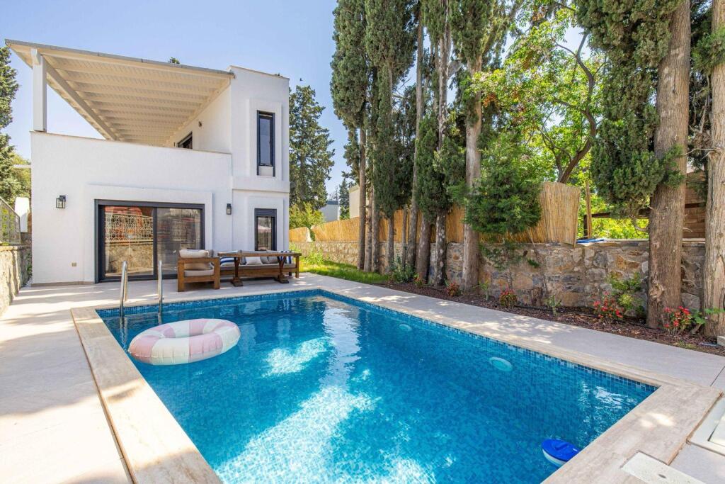 Main image of property: Mugla, Bodrum, Gumusluk