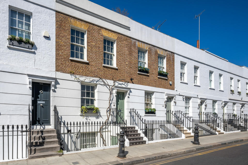 Main image of property: Walton Street, London, SW3