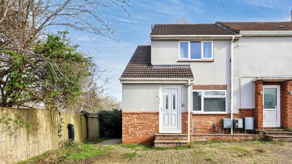 Main image of property: 1b Queens Close, Oxford