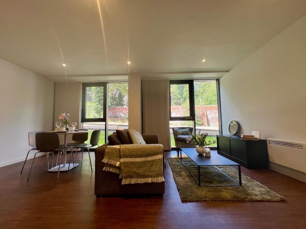 Apartment in Leeds - View 5