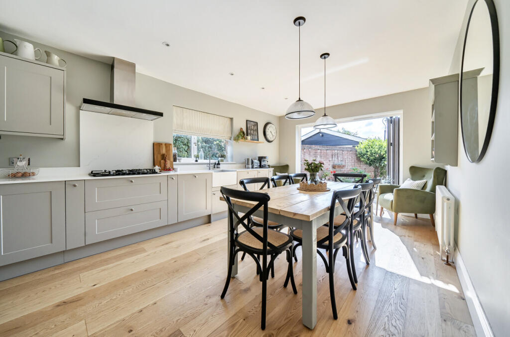 House in Eastleigh, Fair Oak and Horton Heath - View 3