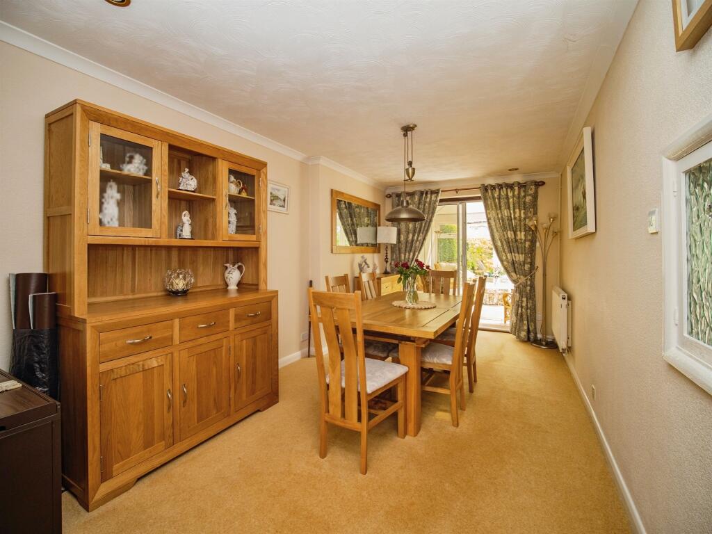House in Dorchester, Dorset - View 3