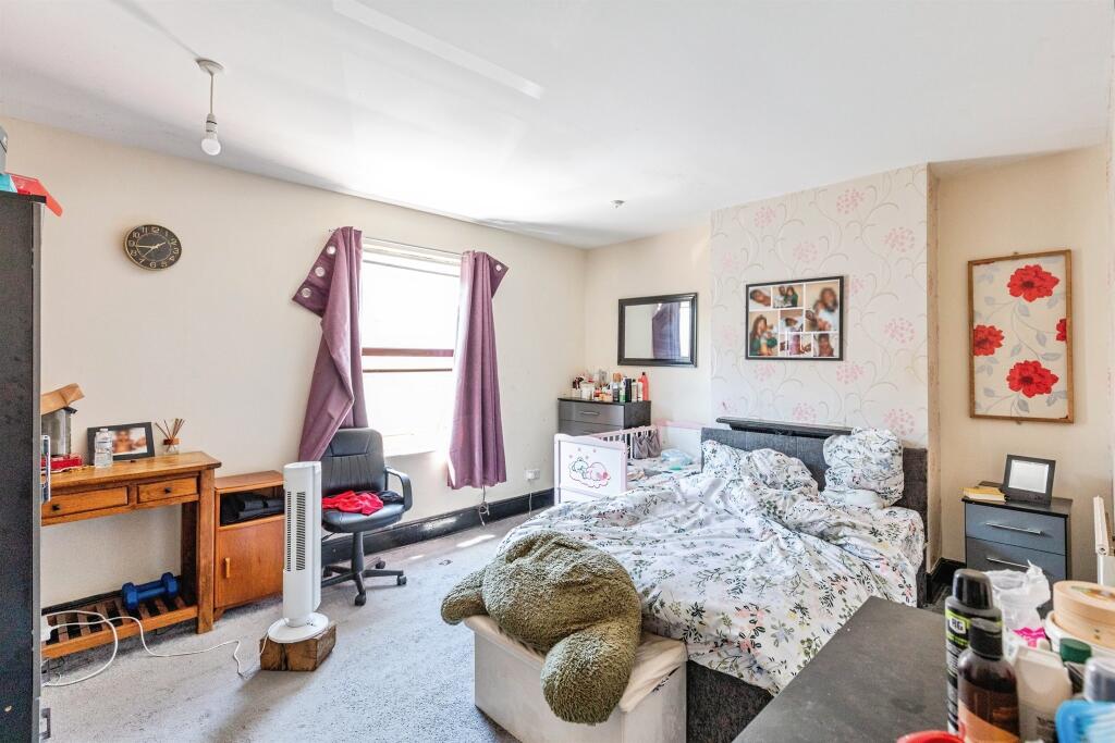 Oakley Street, Kettering - View 5