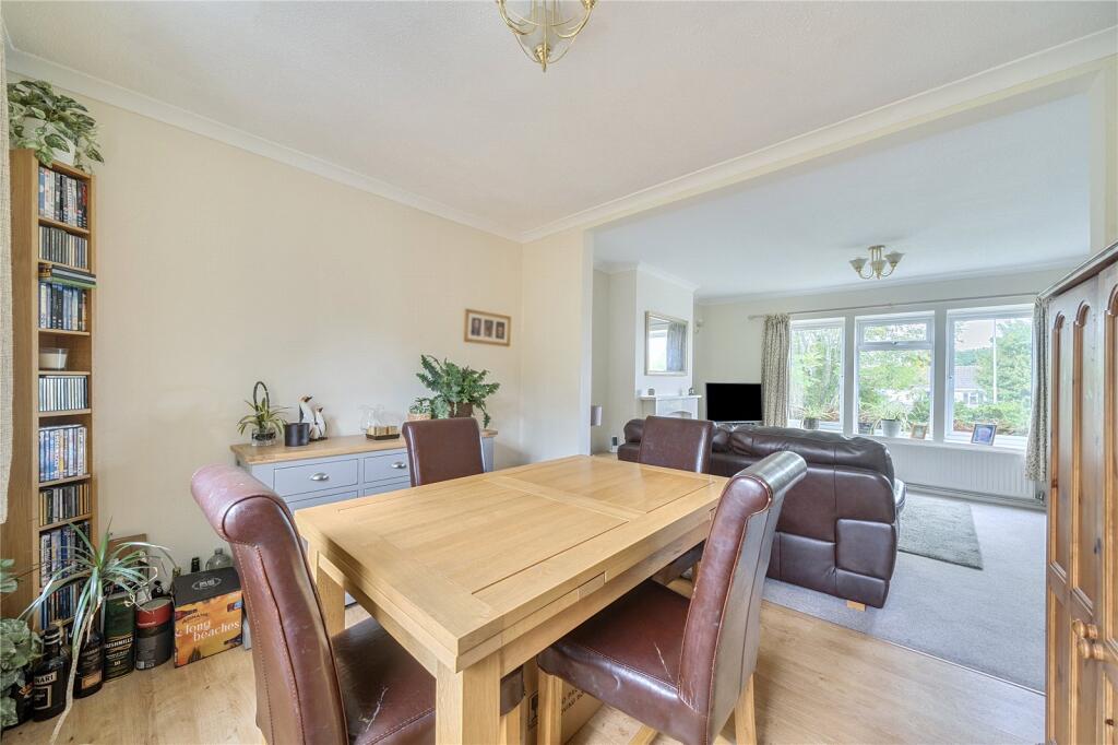 Whitley Wood Road, Reading, RG2 photo 3