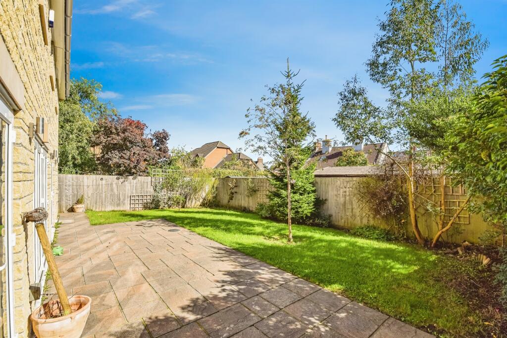 4 bed detached - Whitewell Road, Frome image 3