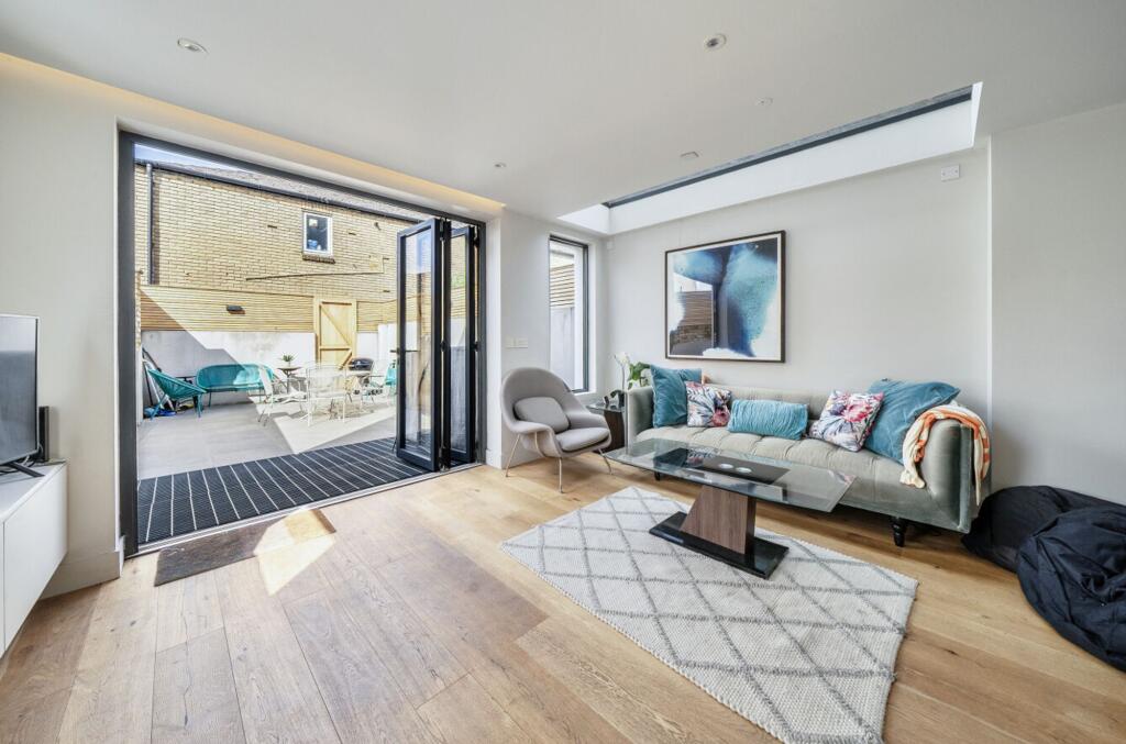 Main image of property: North Street, London, SW4