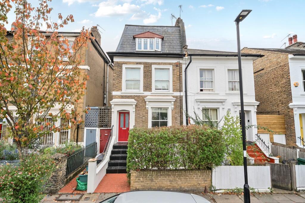 Main image of property: Shaftesbury Road, London, N19