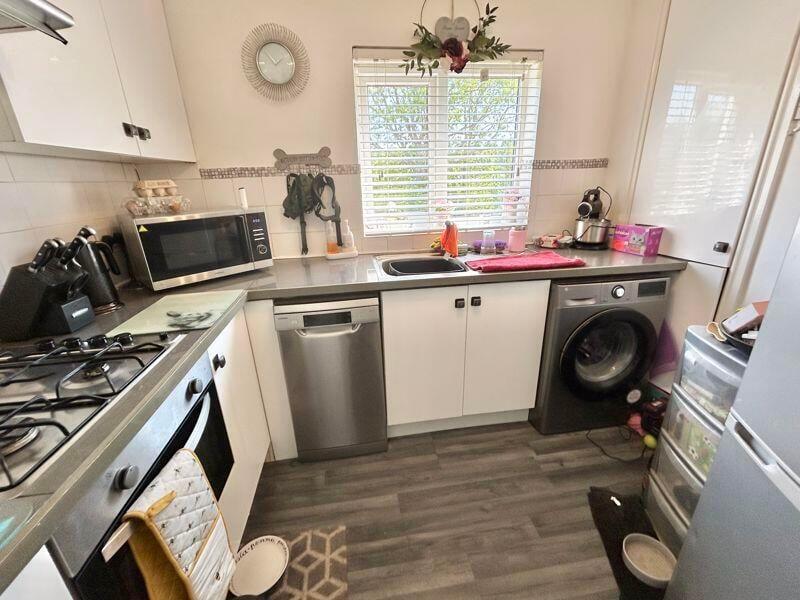 Gorlan, Conwy, LL32 photo 4