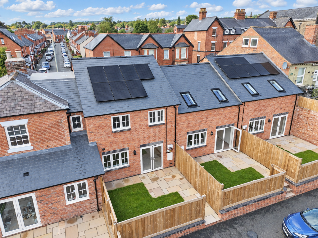 House in Shrewsbury, Oswestry