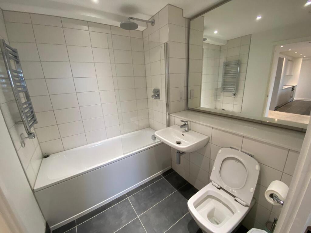 Apartment in Manchester - View 5