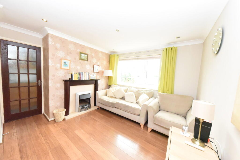 Hawkes Close, Birmingham, B30 2LY photo 2