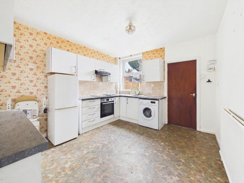 House in Nottingham, Highbury Vale - More