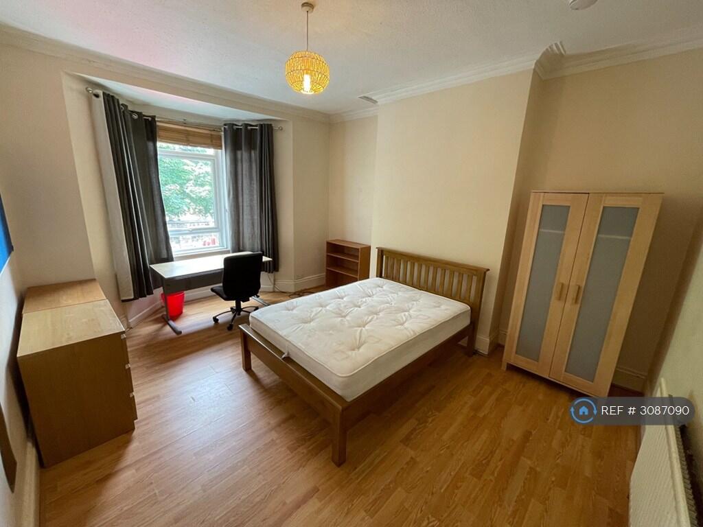 Main image of property: Sandyford Road New Refurbishment, Newcastle Upon Tyne, NE2