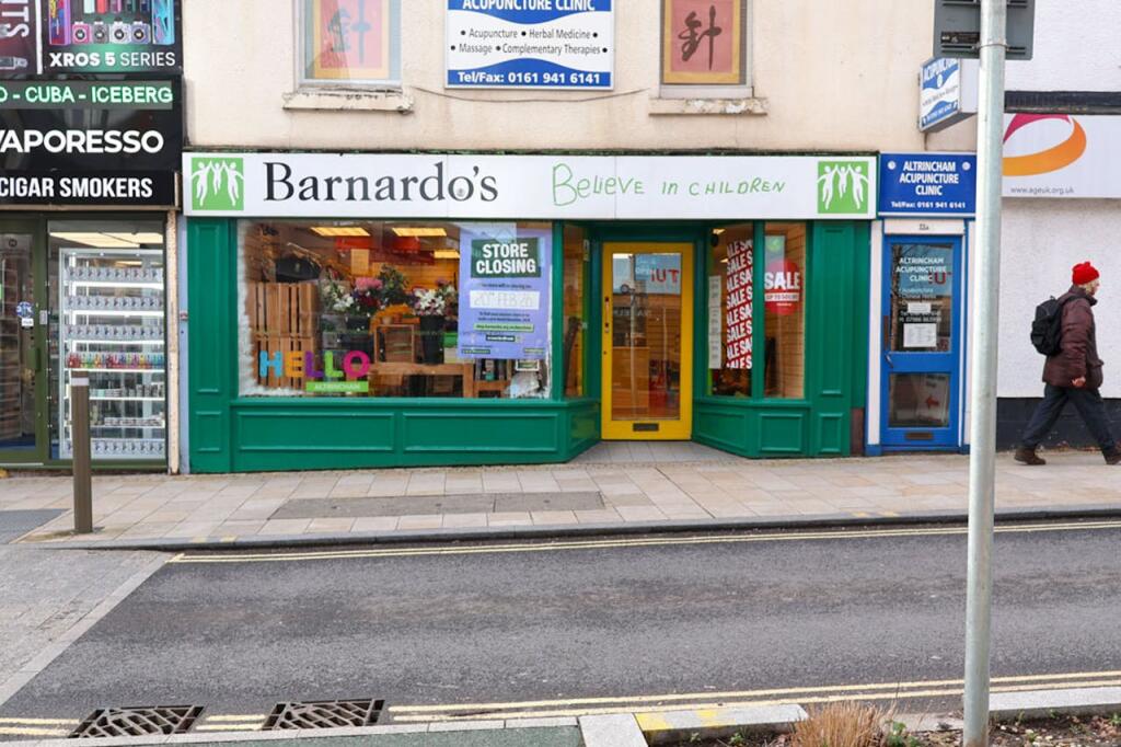 Main image of property: 11 Regent Road, Altrincham, WA14 1RY