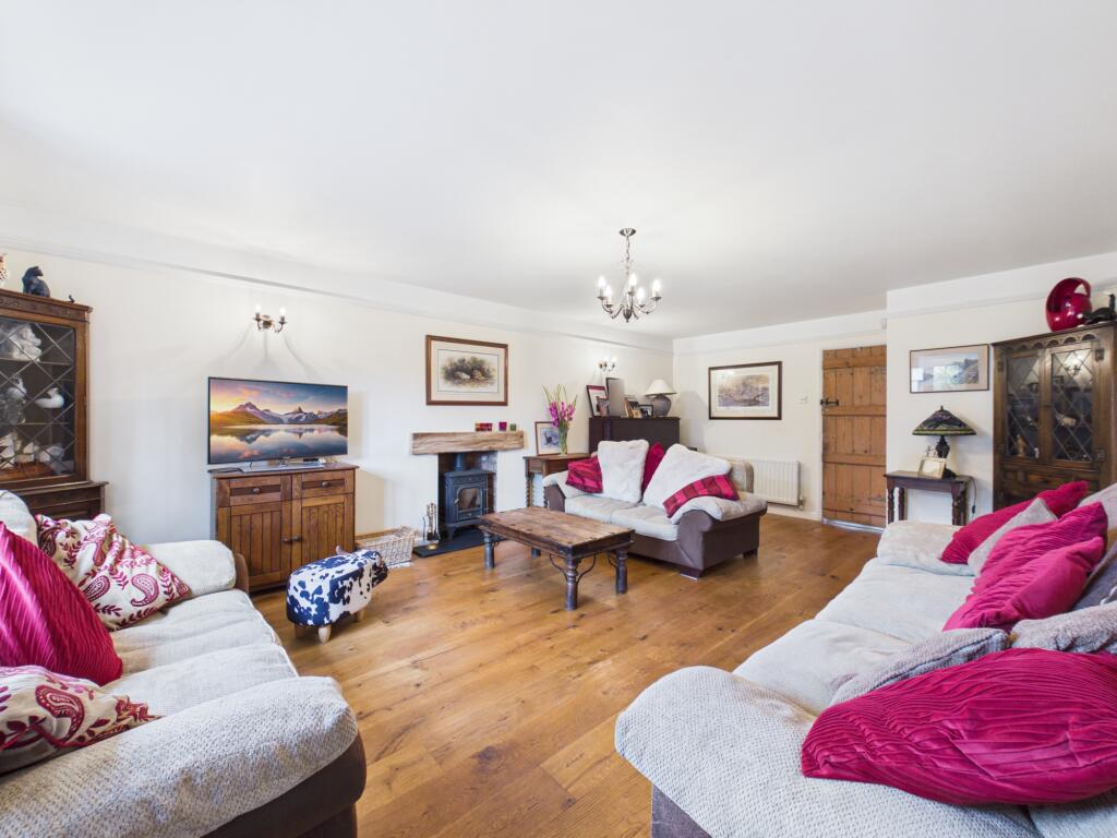 House in Reading - View 2