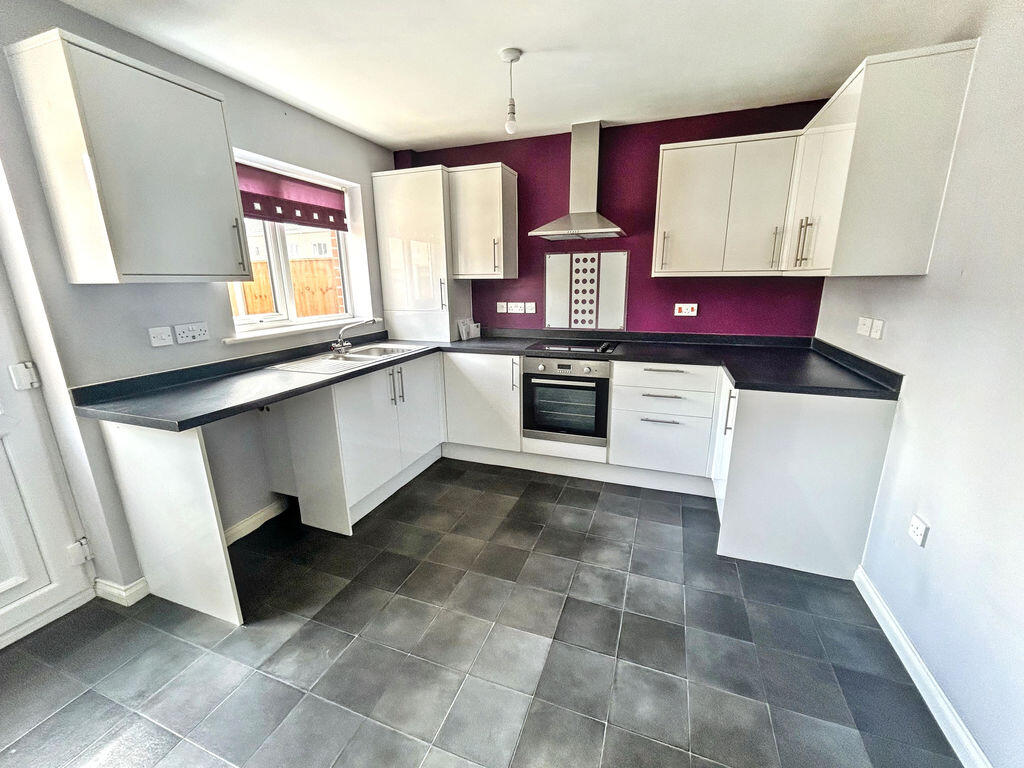 House in Great Yarmouth, Magdalen Estate, Bradwell - View 3