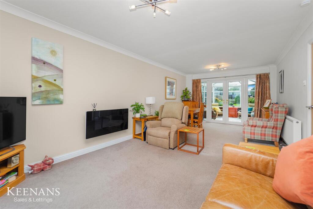 Highfield Close, Oswaldtwistle, Accrington photo 2