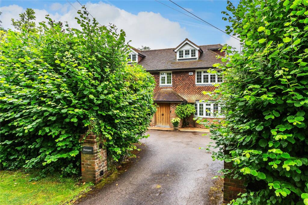 House in Waverley, Ewhurst - View 5
