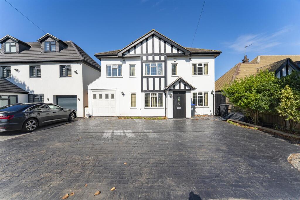 Main image of property: Wellesley Avenue, Iver