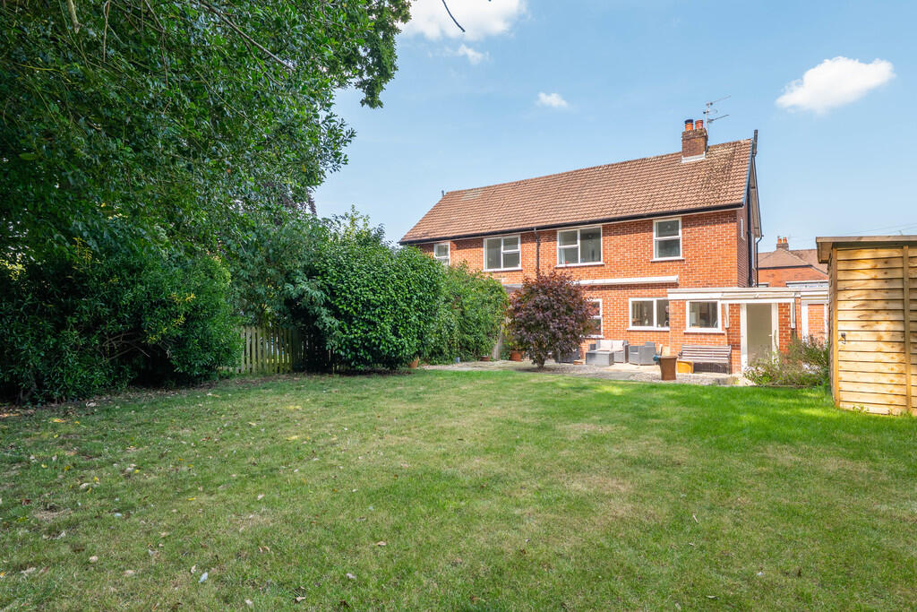 House in South Ribble, Penwortham - View 2