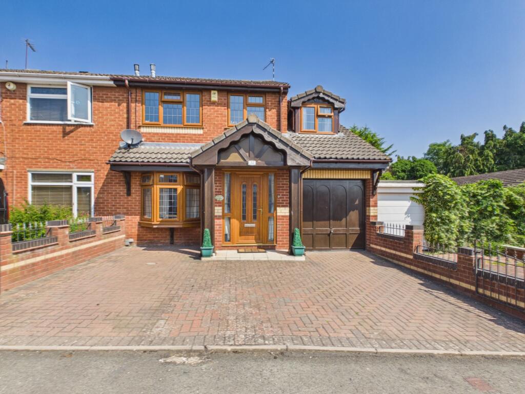 Main image of property: Markham Drive, Whitnash, Leamington Spa, Warwickshire, CV31