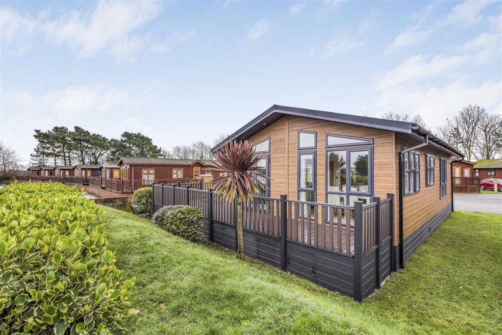 Main image of property: Littlehampton