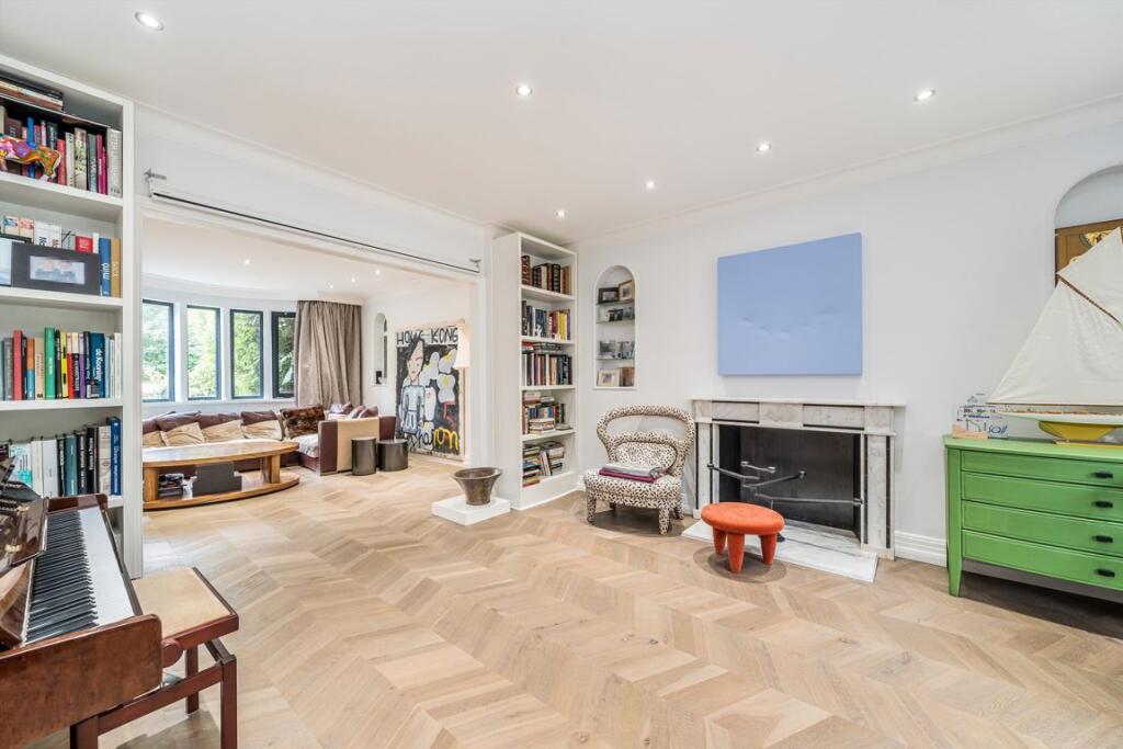 House in London - View 2