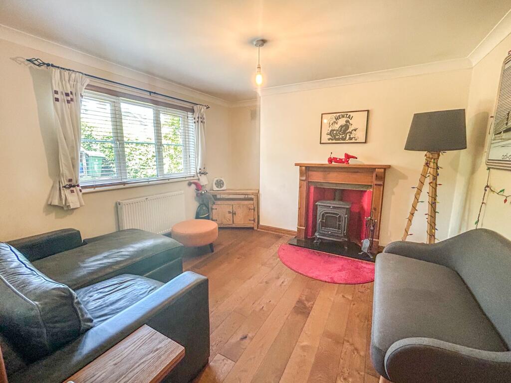 8, Maes Treflyn, Bala photo 4