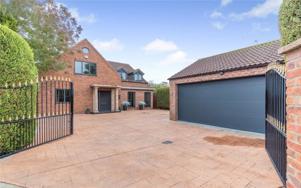 Main image of property: Trinity Close, Carlton-le-Moorland, Lincoln, Lincolnshire, LN5