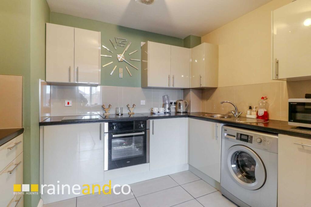 Apartment in St Albans - View 2