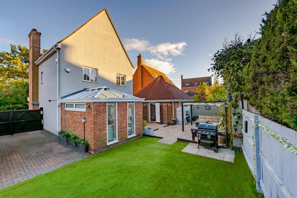 Quilberry Drive, Braintree photo 4