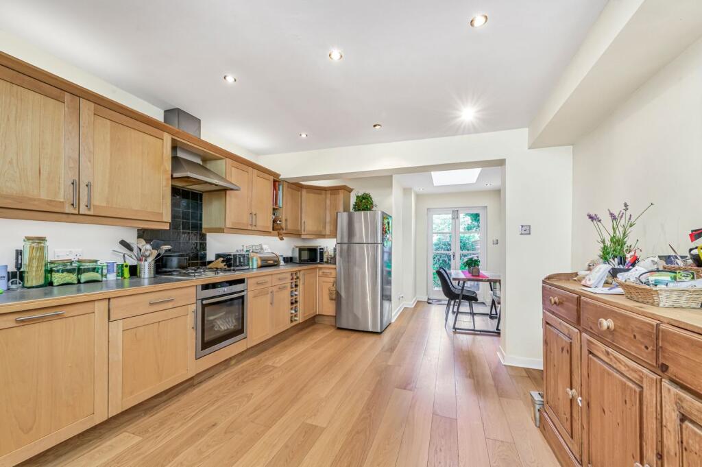 House in London - View 4