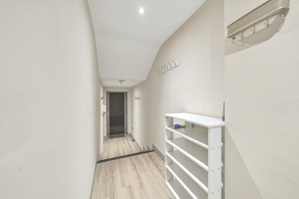 Apartment in Nottingham, The Park - View 4