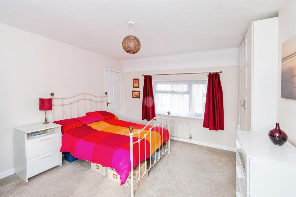 House in Southampton - View 5