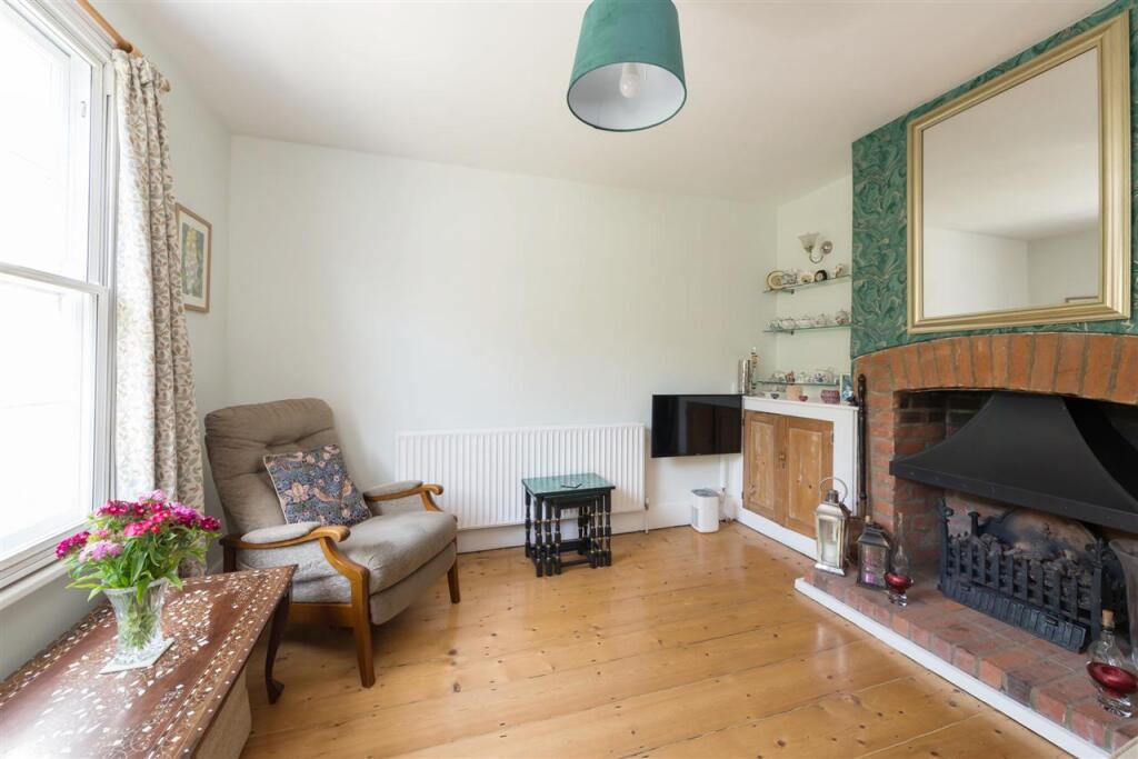 London Road, Canterbury - View 3
