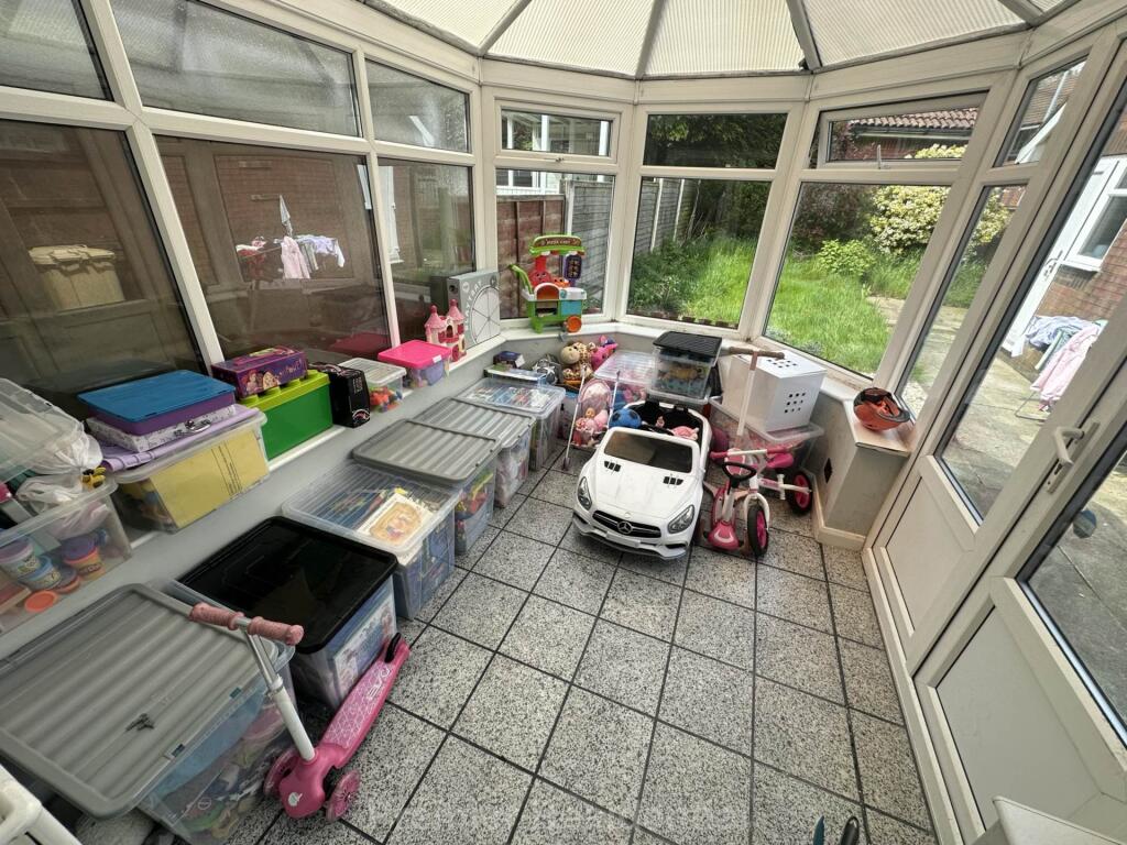 Radstock Close, Bolton photo 5