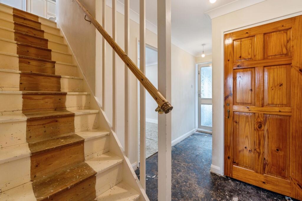 House in Basildon, Essex - View 5