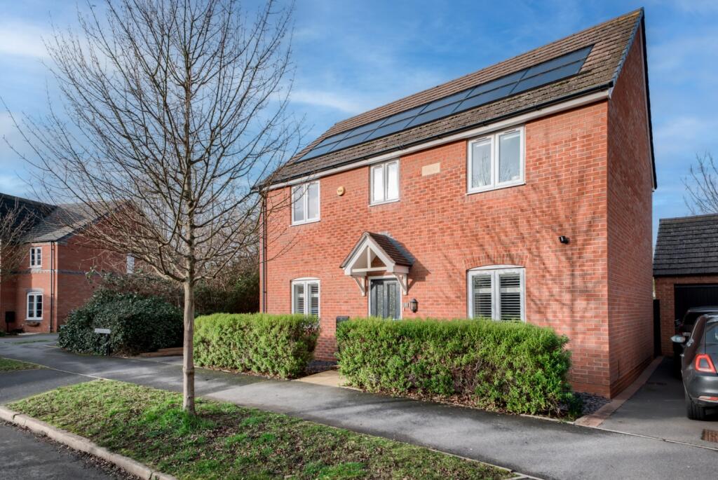 4-bed detached on Grantham Road, Wellesbourne, CV35, £450,000