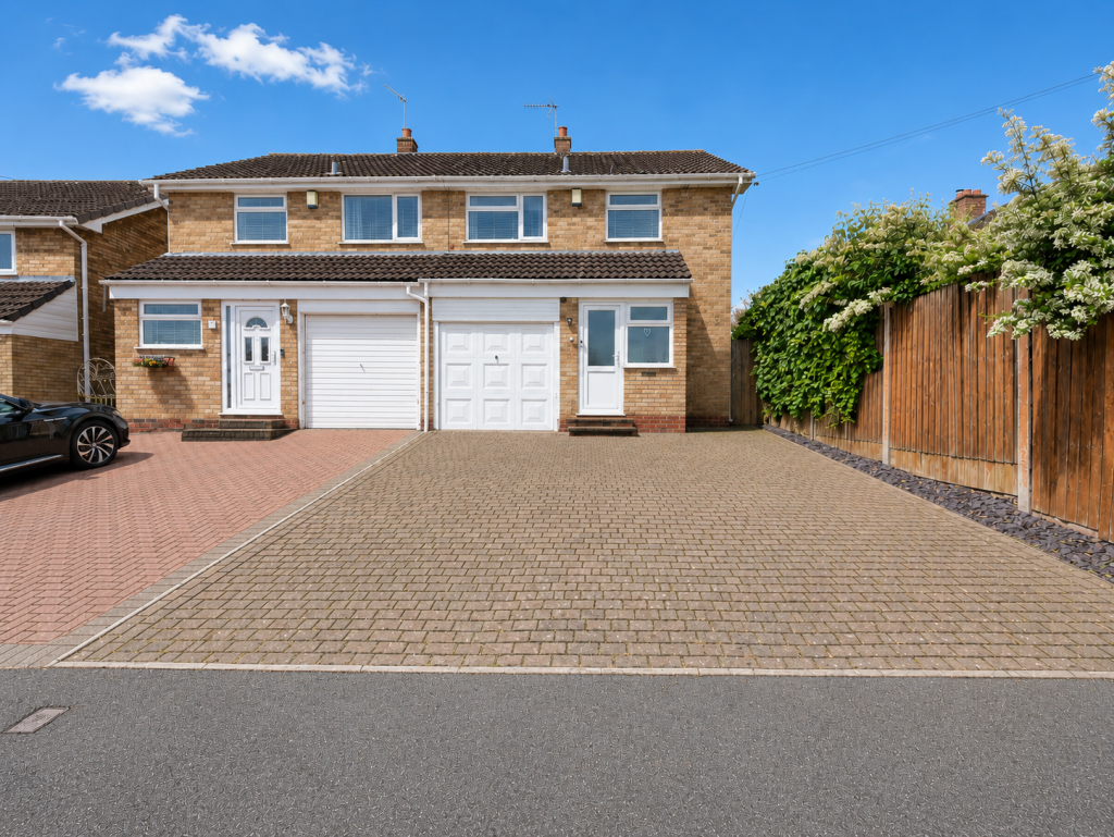 Main image of property: Pearmans Croft, Hollywood, B47 5ER