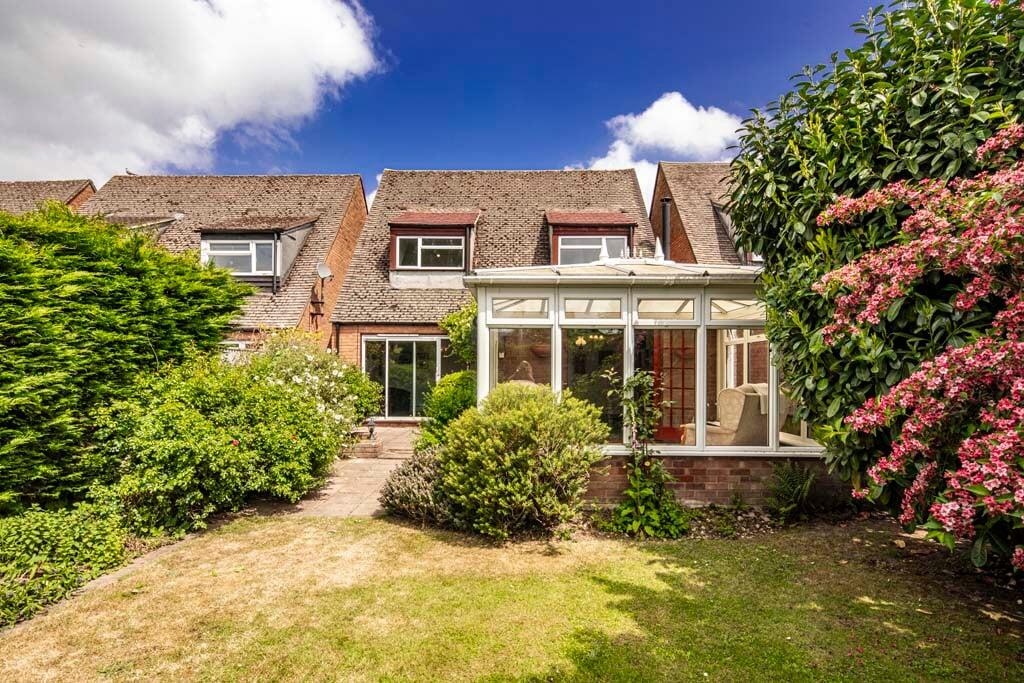 21 West Chiltern, Woodcote, Woodcote