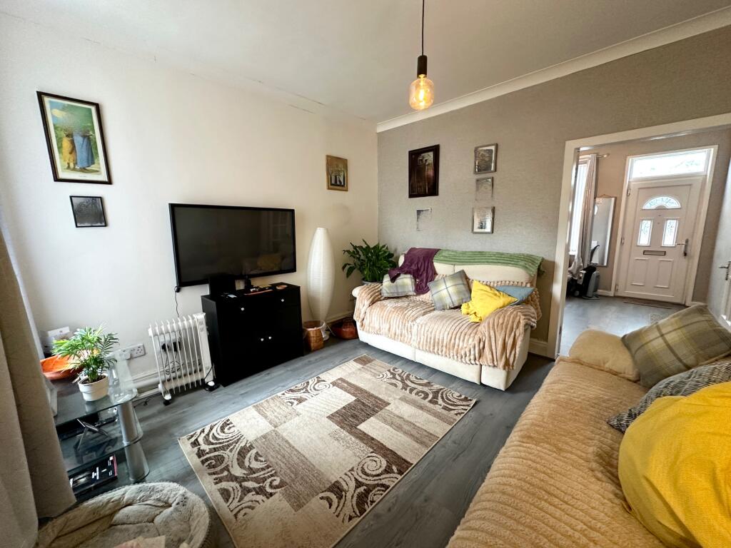 House in Walsall, West Midlands - View 4