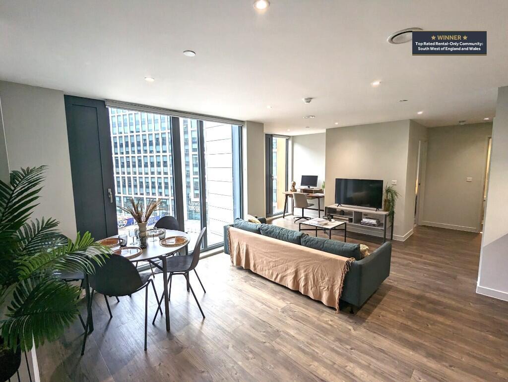 Main image of property: 1015 Wood Street, Cardiff(City), CF10