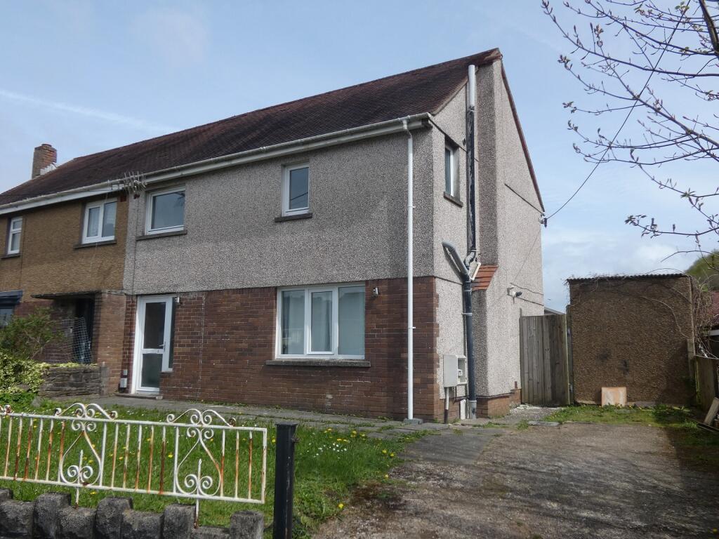 Main image of property: Llys Wenallt, Tonna, Neath . SA11 3NX