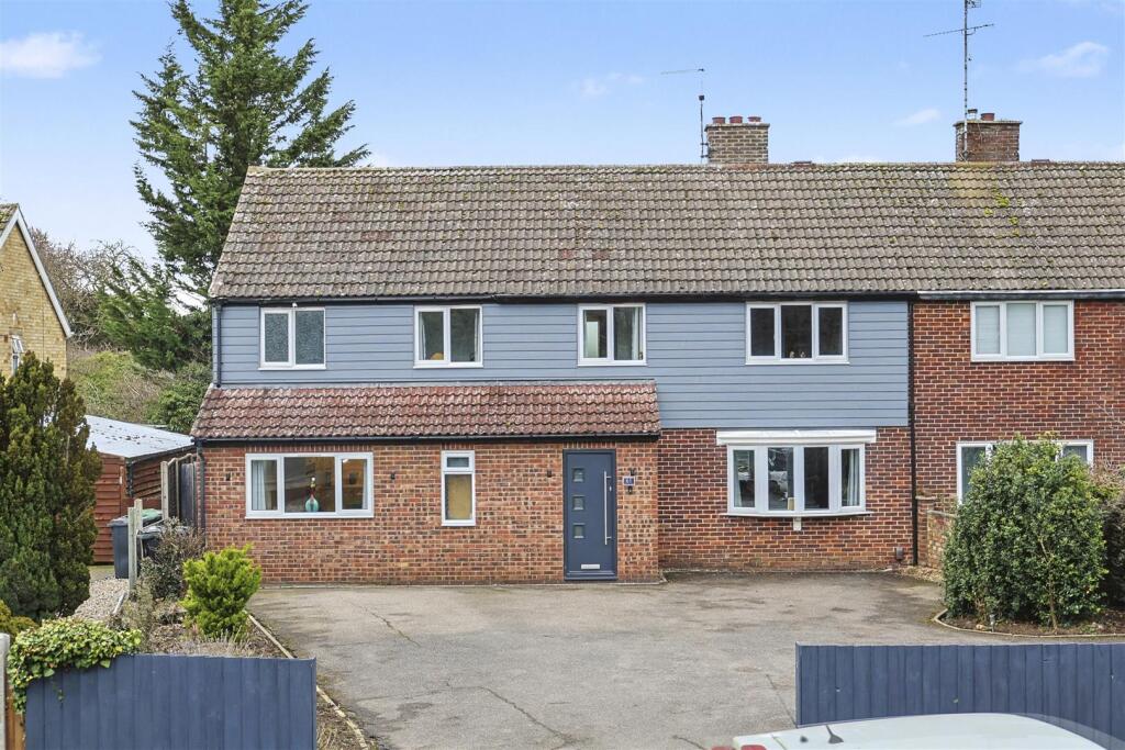 Main image of property: Peaslands Road, Saffron Walden