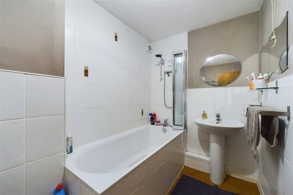 Apartment in Newcastle upon Tyne - More