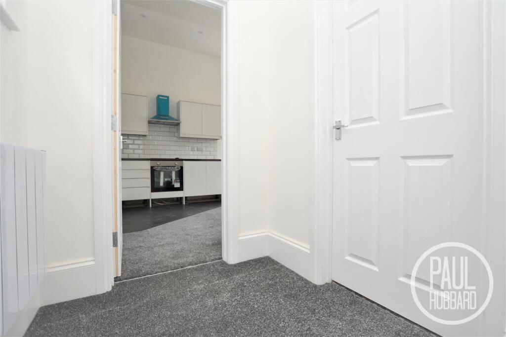 Apartment in East Suffolk, Lowestoft - View 5