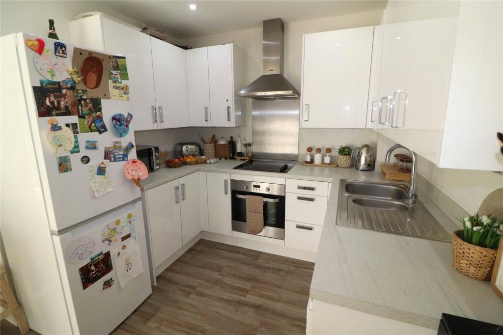Apartment in Dartford - More