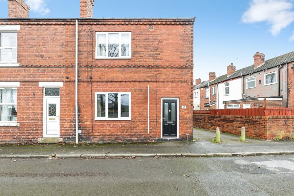 3-bed terraced on York Street, Hemsworth, Pontefract, £130,000