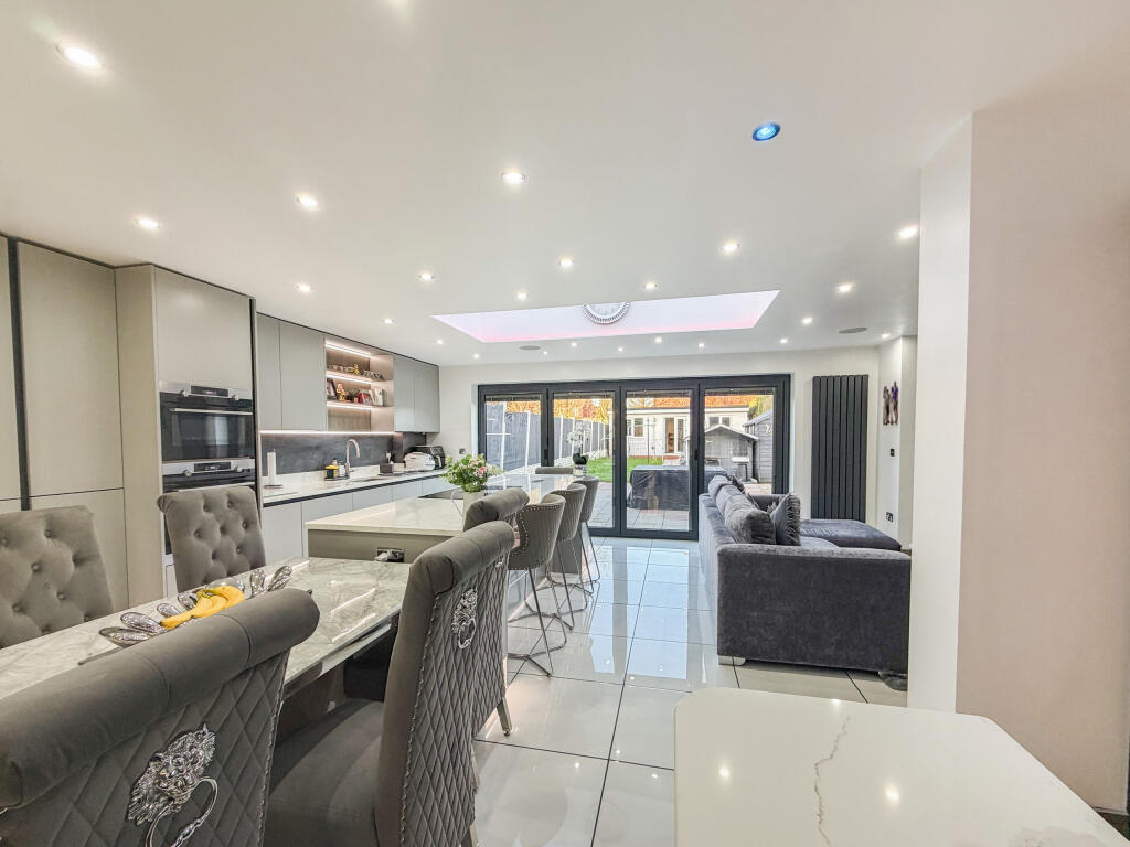 Main image of property: The Oval, Smethwick, West Midlands