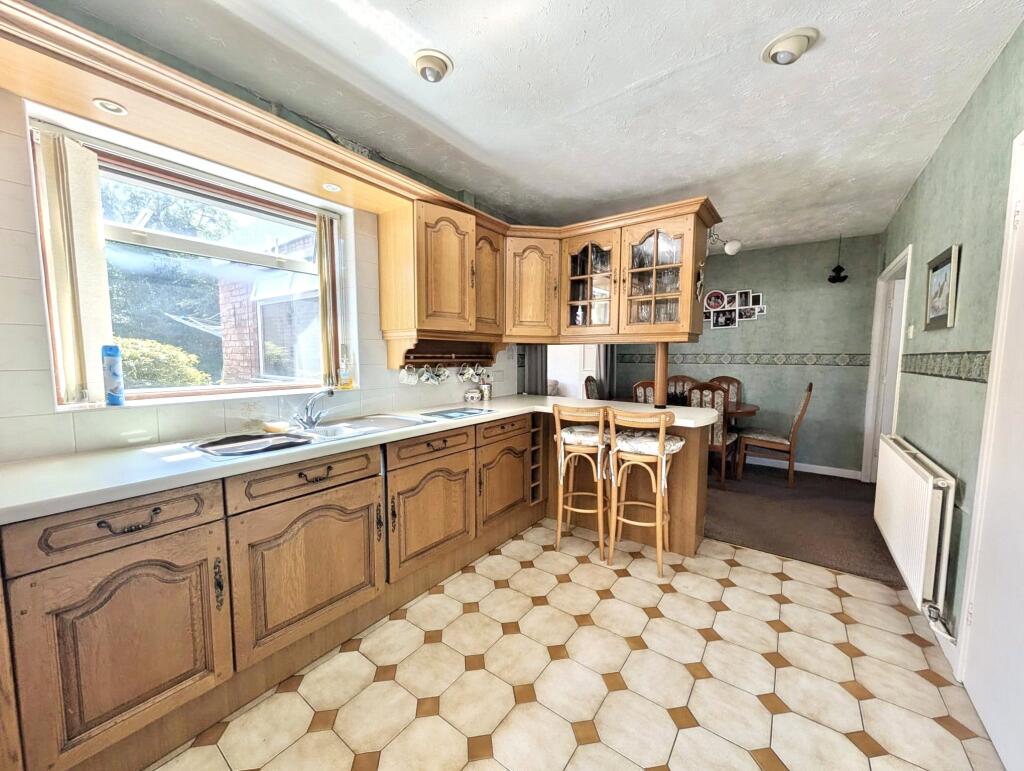House in Neston, Cheshire West and Chester - View 2